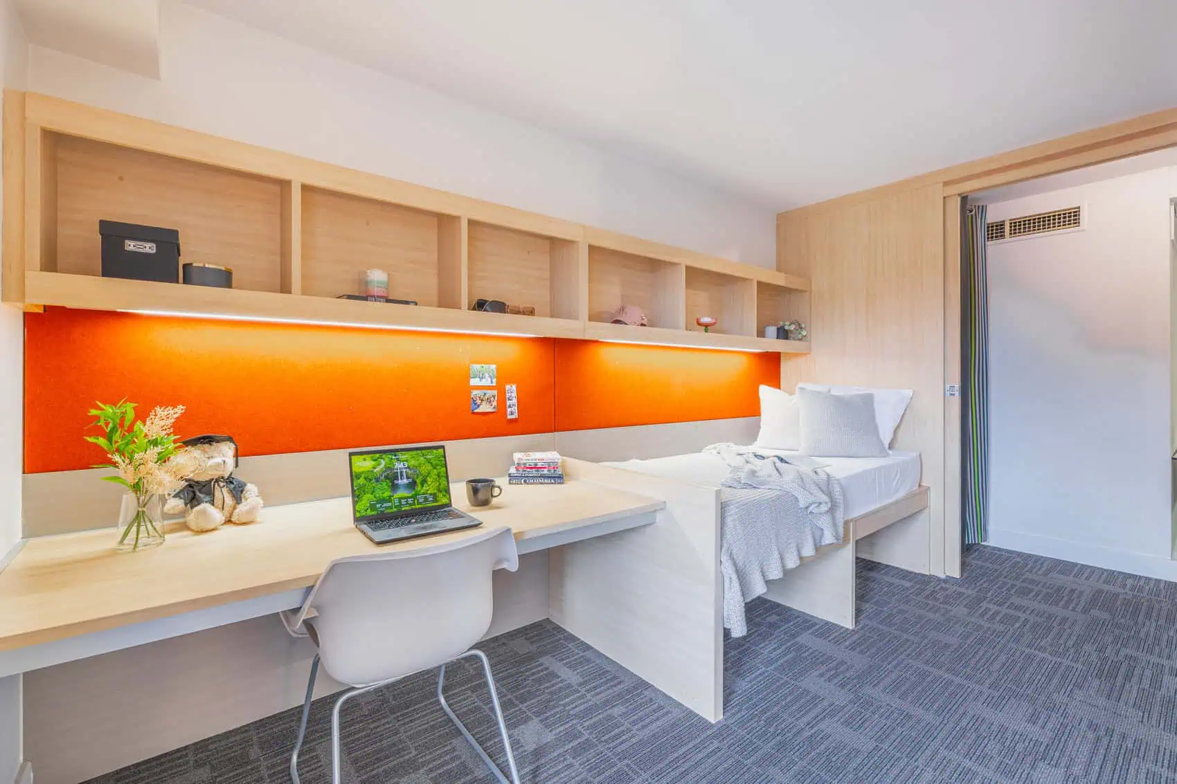 2 Bedroom Studio With Balcony - Dwell Village Melbourne City - Gallery - 11