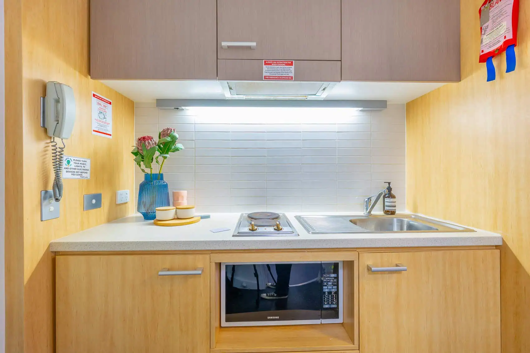 2 Bedroom Studio - Dwell Village Melbourne City - Gallery - 3