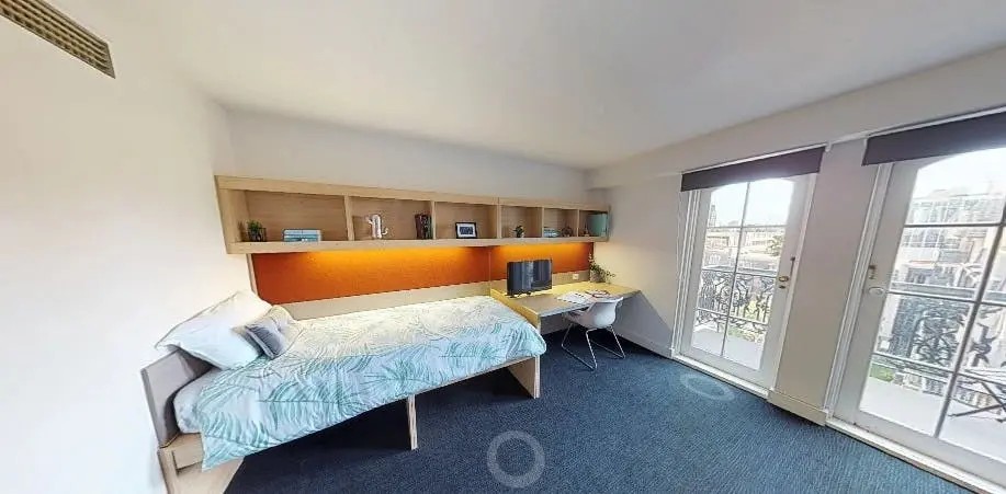  3 Bedroom Apartment  -  Dwell Village Melbourne City  - Gallery -  1