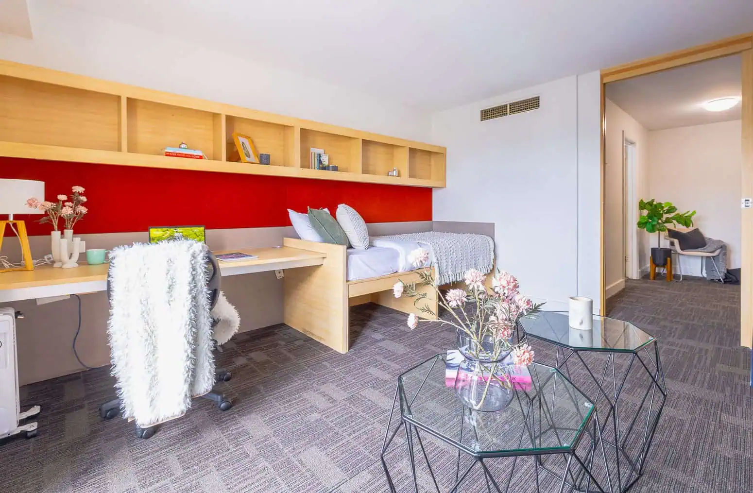 3 Bedroom Apartment Large - Dwell Village Melbourne City - Gallery - 3