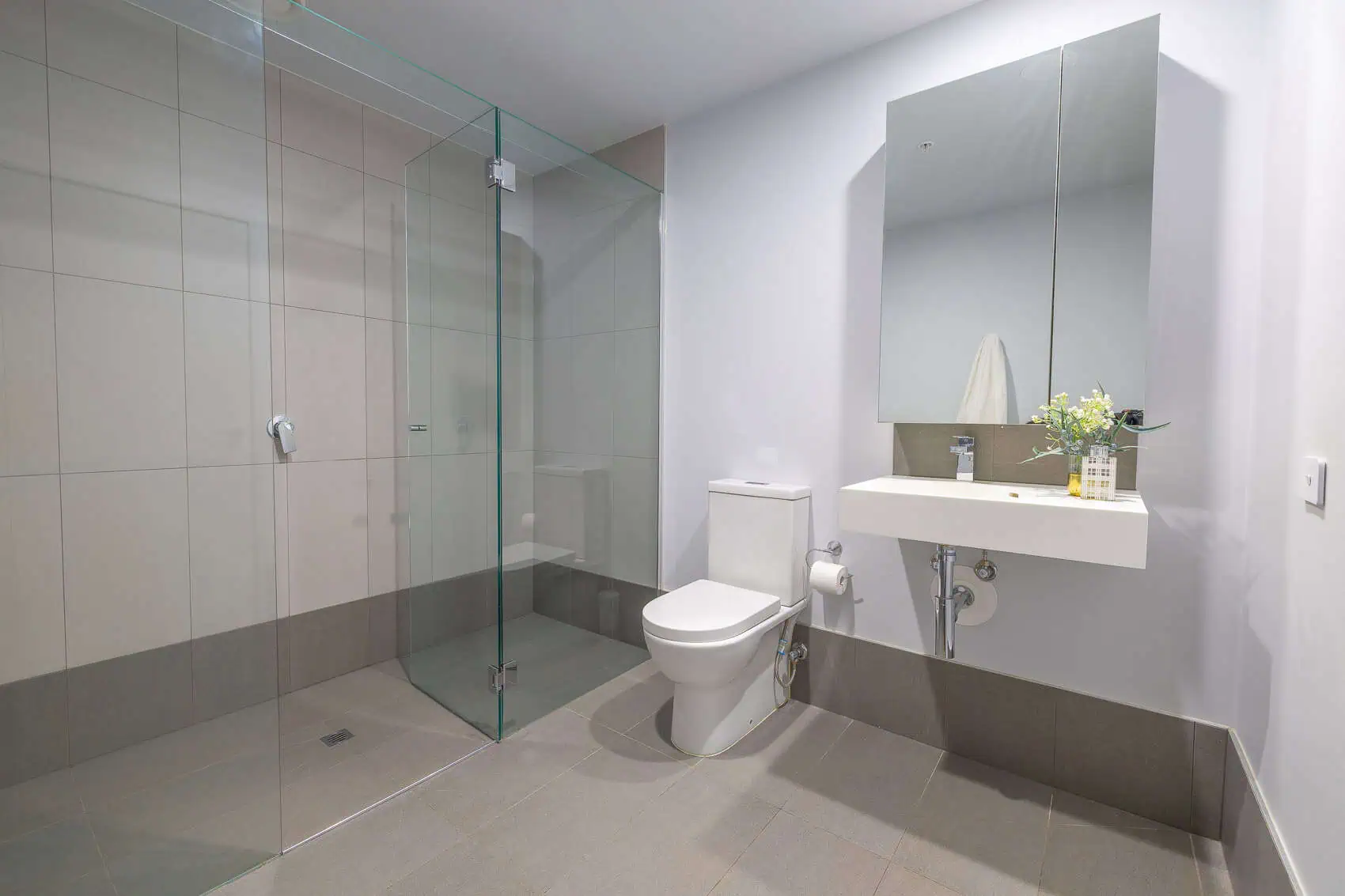  4 Bedroom Apartment Deluxe  -  Dwell Village Melbourne City  - Gallery -  6