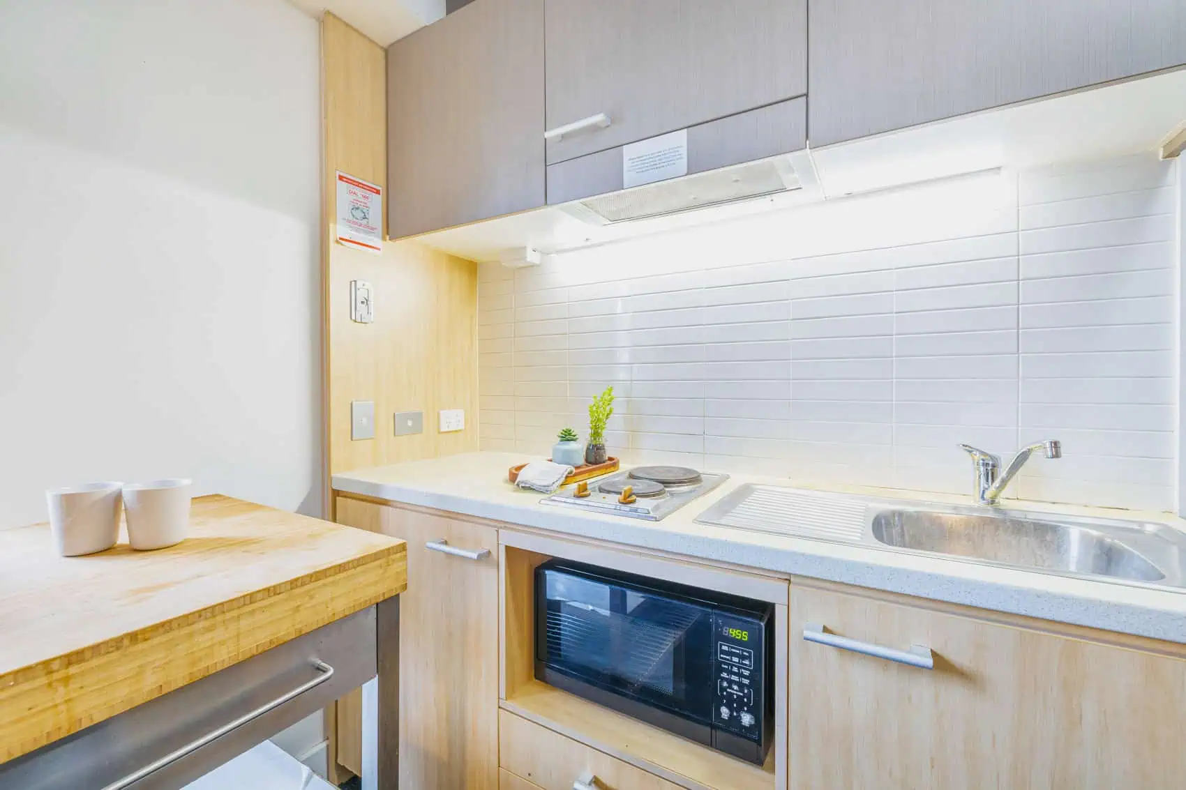  5 Bedroom Apartment  -  Dwell Village Melbourne City  - Gallery -  7