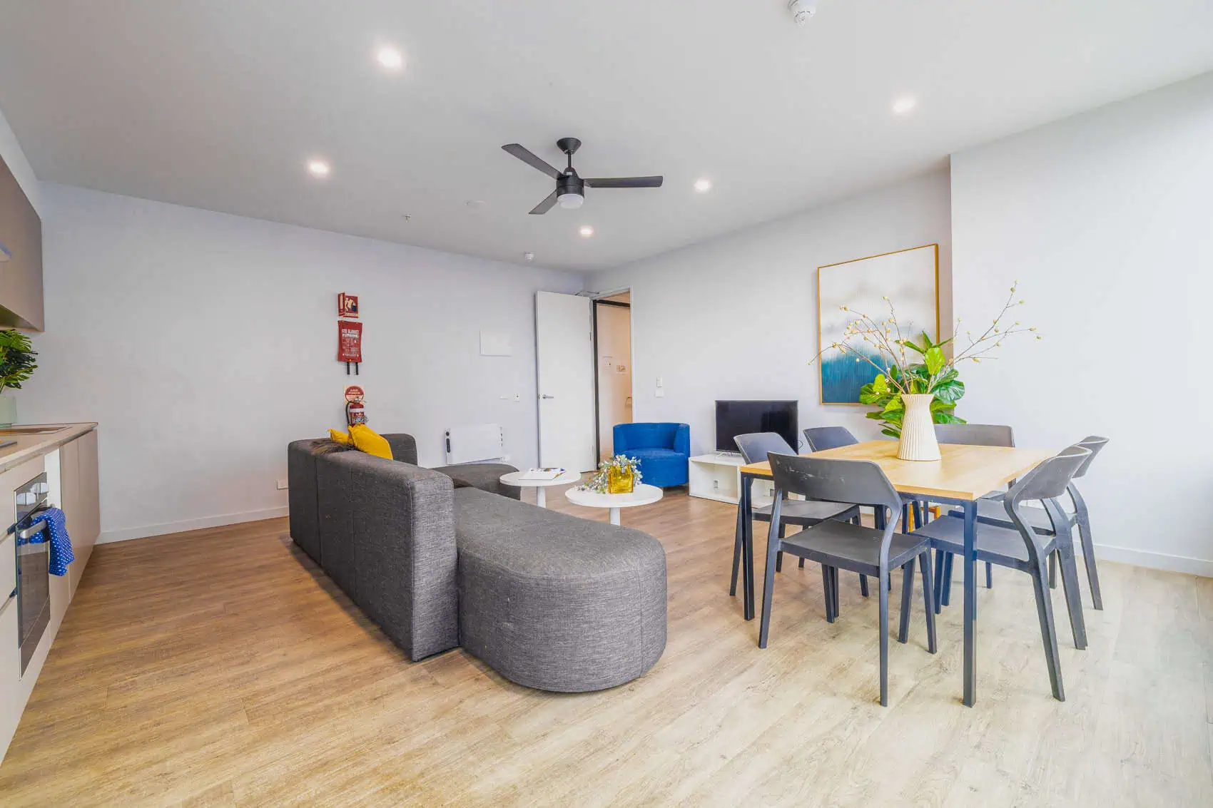 5 Bedroom Apartment Deluxe - Dwell Village Melbourne City - Gallery - 10