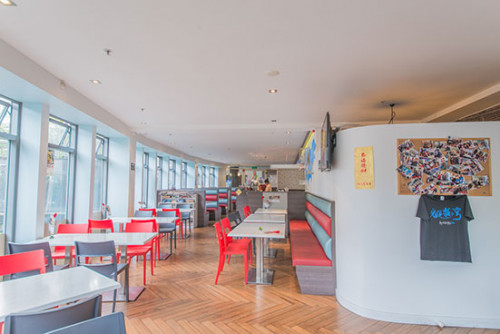 Empire Apartments - Communal Area