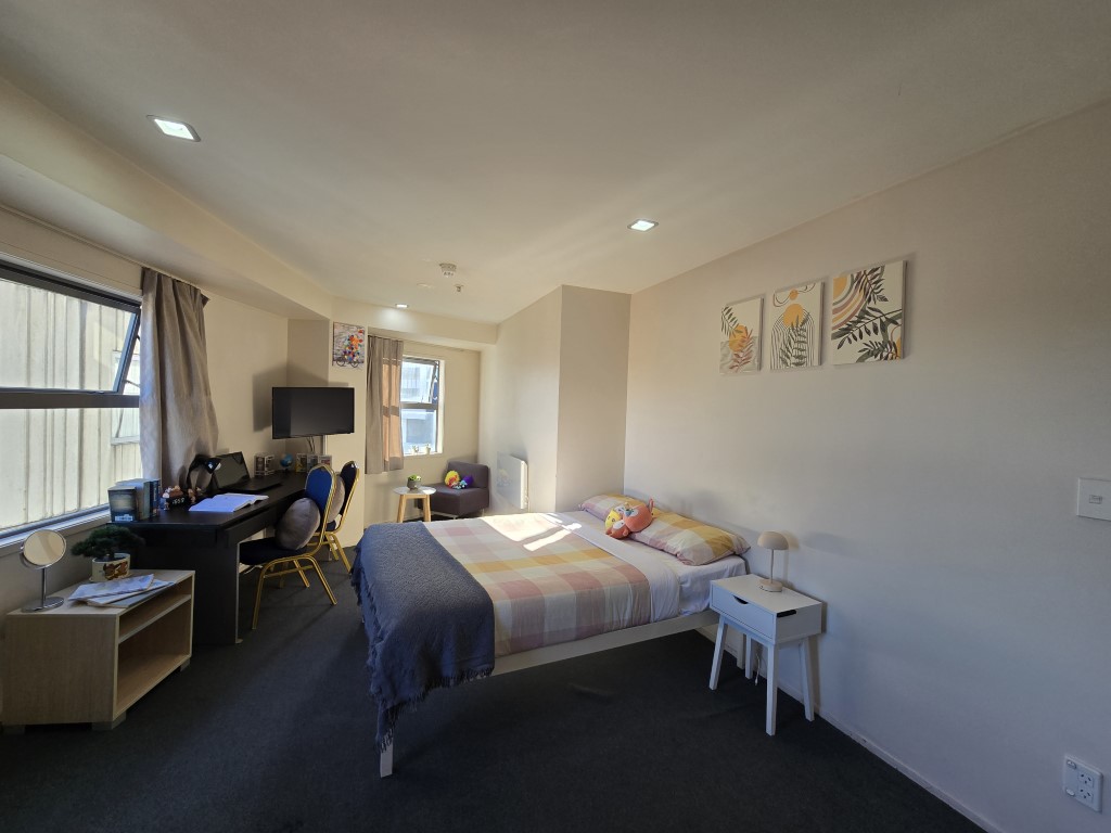  Big Studio Apartment  -  Empire Apartments  - Gallery -  8