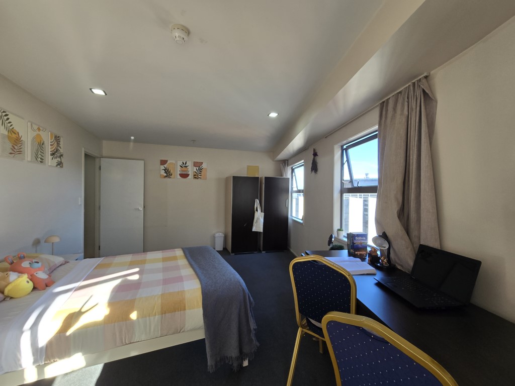 Big Studio Apartment  -  Empire Apartments  - Gallery -  6