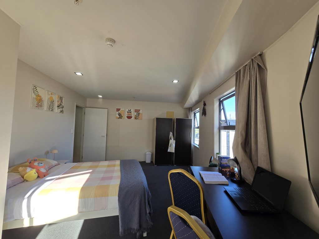  Big Studio Apartment  -  Empire Apartments  - Gallery -  7