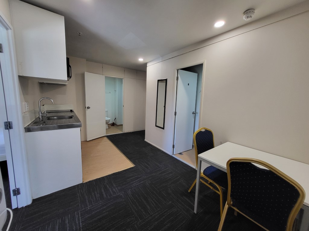  2-Bedroom Apartment With 2 Bathrooms - Whole Unit  -  Empire Apartments  - Gallery -  5