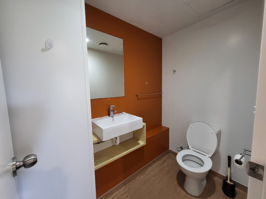  2-Bedroom Apartment With 2 Bathrooms - Whole Unit  -  Empire Apartments  - Gallery -  7