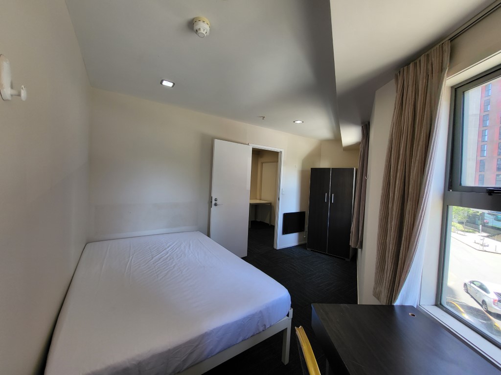  2-Bedroom Apartment With 2 Bathrooms - Whole Unit  -  Empire Apartments  - Gallery -  1