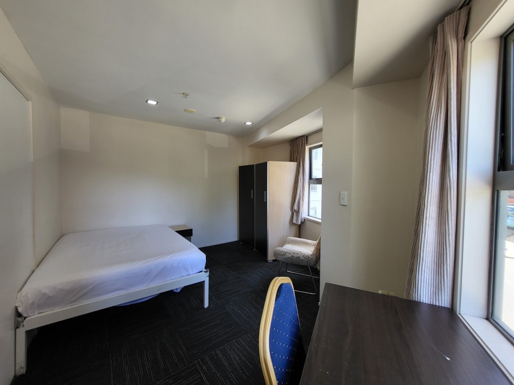  2-Bedroom Apartment With 2 Bathrooms - Whole Unit  -  Empire Apartments  - Gallery -  4