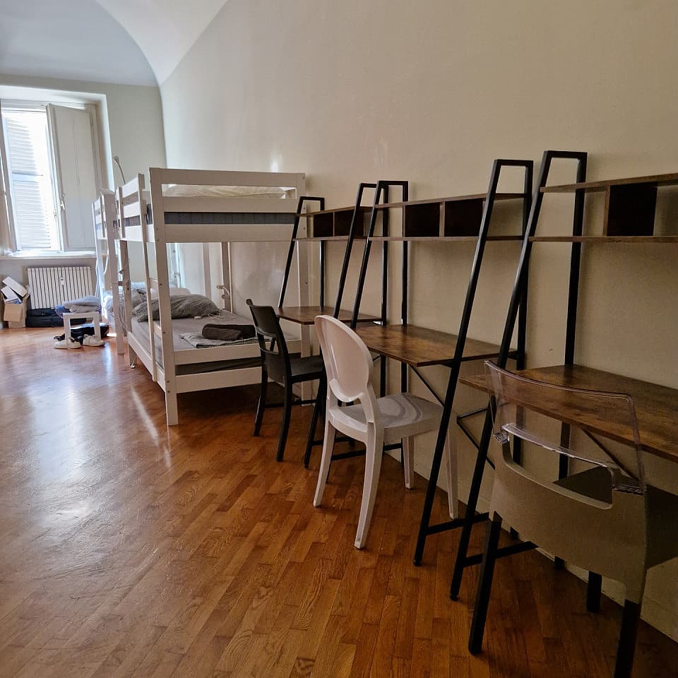 Bed In A 4-Bed Females Only Room - 9