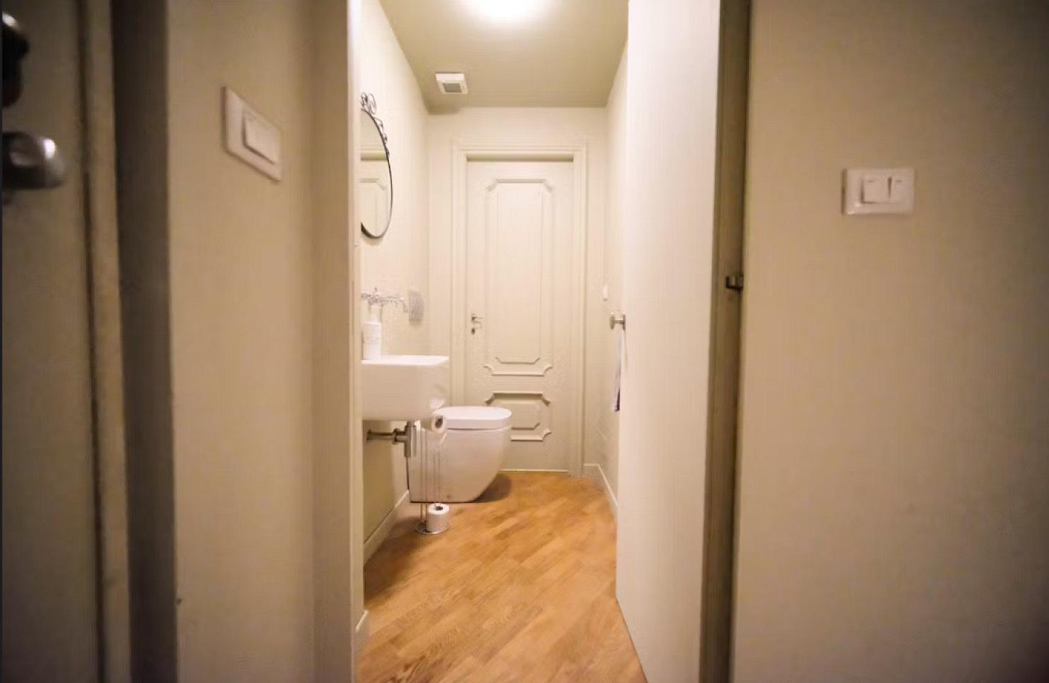 Bed In A 4-Bed Females Only Room - 14
