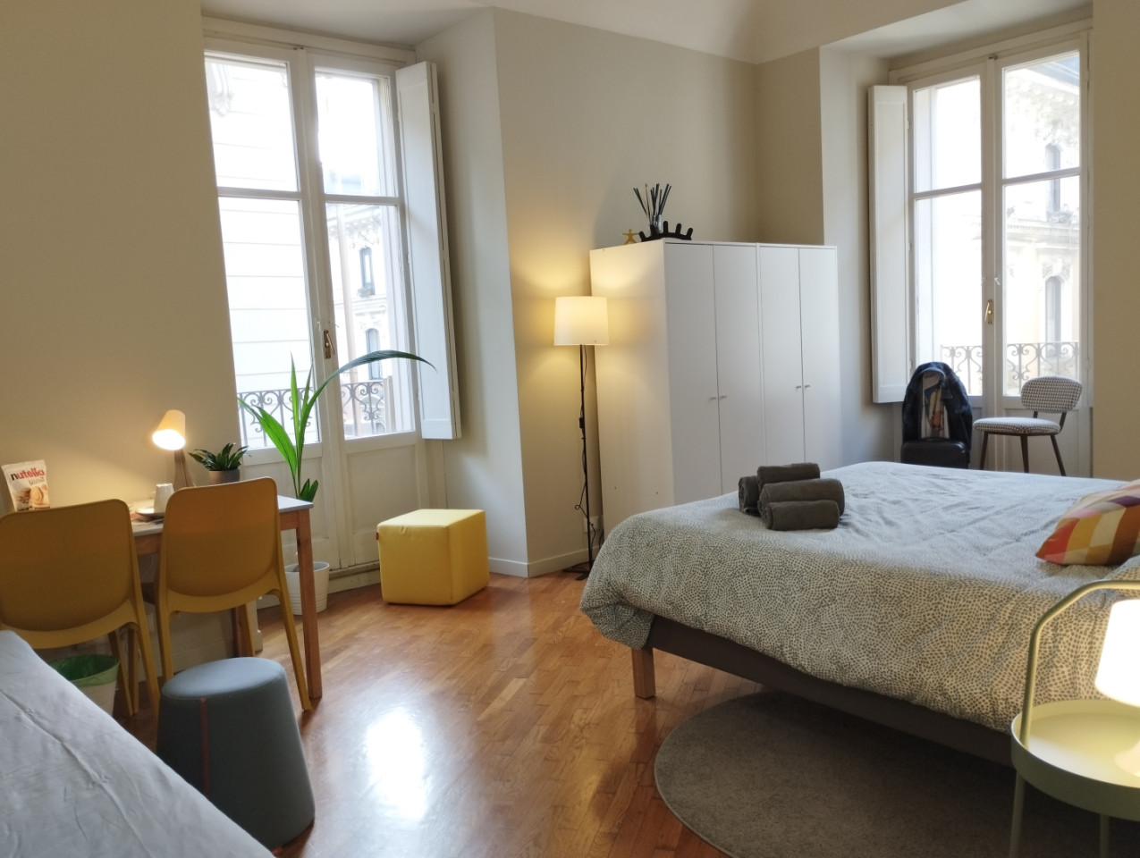 "Jungle" Room - 30