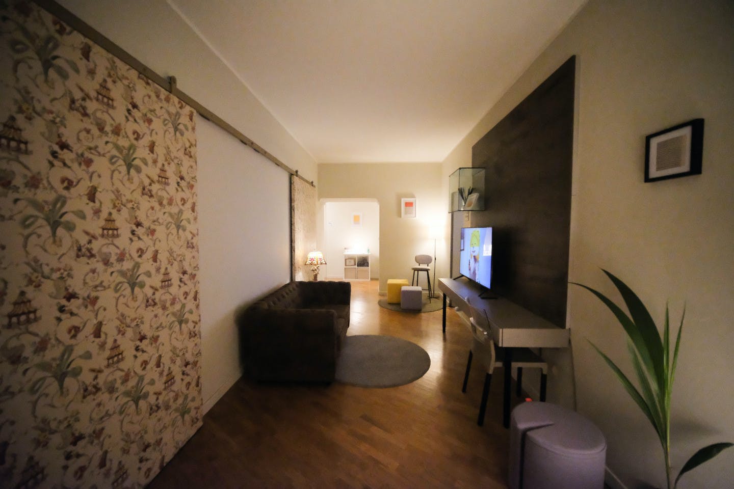 "Jungle" Room - 4
