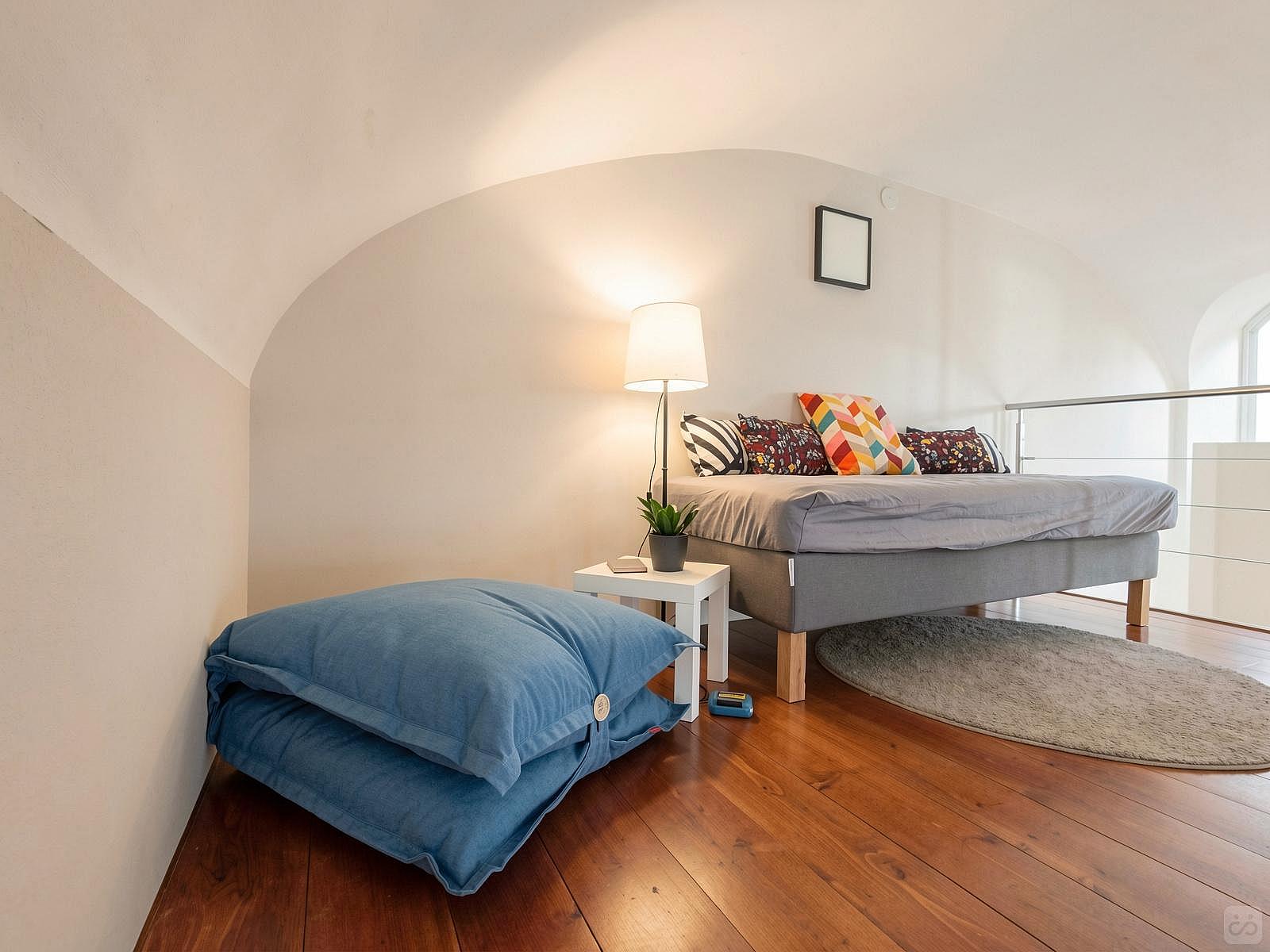 "Urban" Room - 62