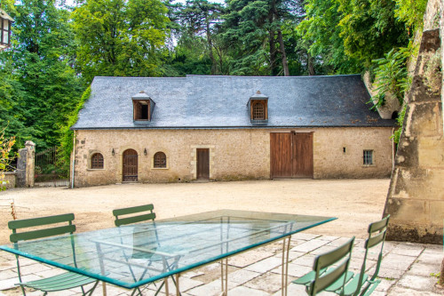 Vibrant Co-living Castle with Sunny Outdoor Spaces, Workspaces, and Terrace for Social Gatherings