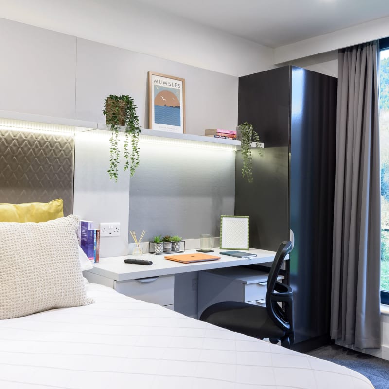  True Accessible Studio River View  -  True Swansea  - Gallery -  9