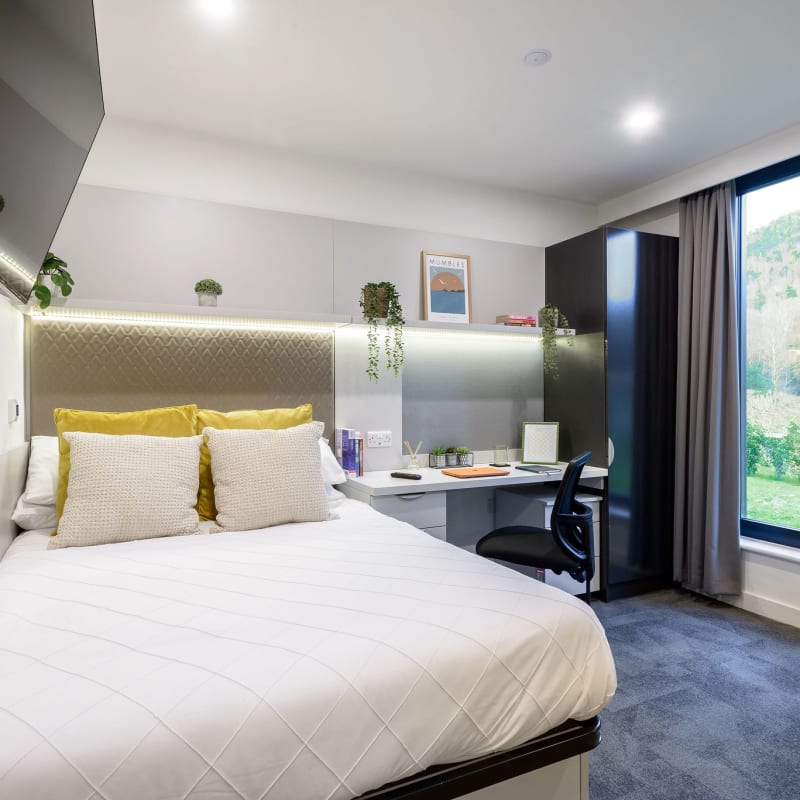  True Accessible Studio River View  -  True Swansea  - Gallery -  11