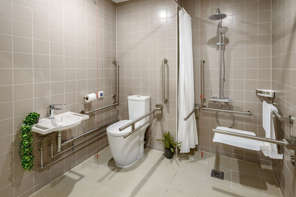  True Accessible Studio River View  -  True Swansea  - Gallery -  8