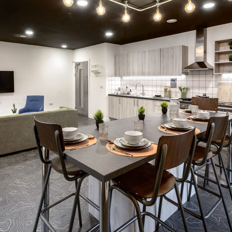  True Apartment River View  -  True Swansea  - Gallery -  5