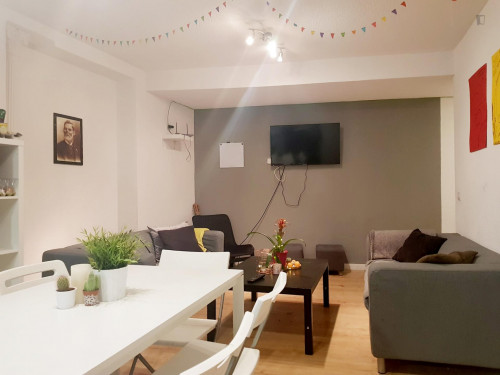 Comfortable double bedroom near Antón Martin metro station - Gallery - 28