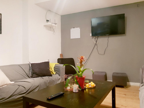 Comfortable double bedroom near Antón Martin metro station - Gallery - 30