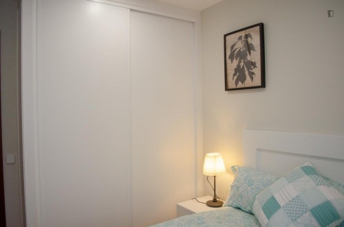 Spacious apartment close to Playa de San Lorenzo - Gallery - 25