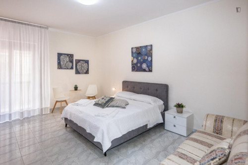 Comfy Standard Apartment close to the beach - Gallery - 8