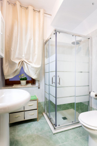 Shiny Superior Apartment close to the beach - Gallery - 9
