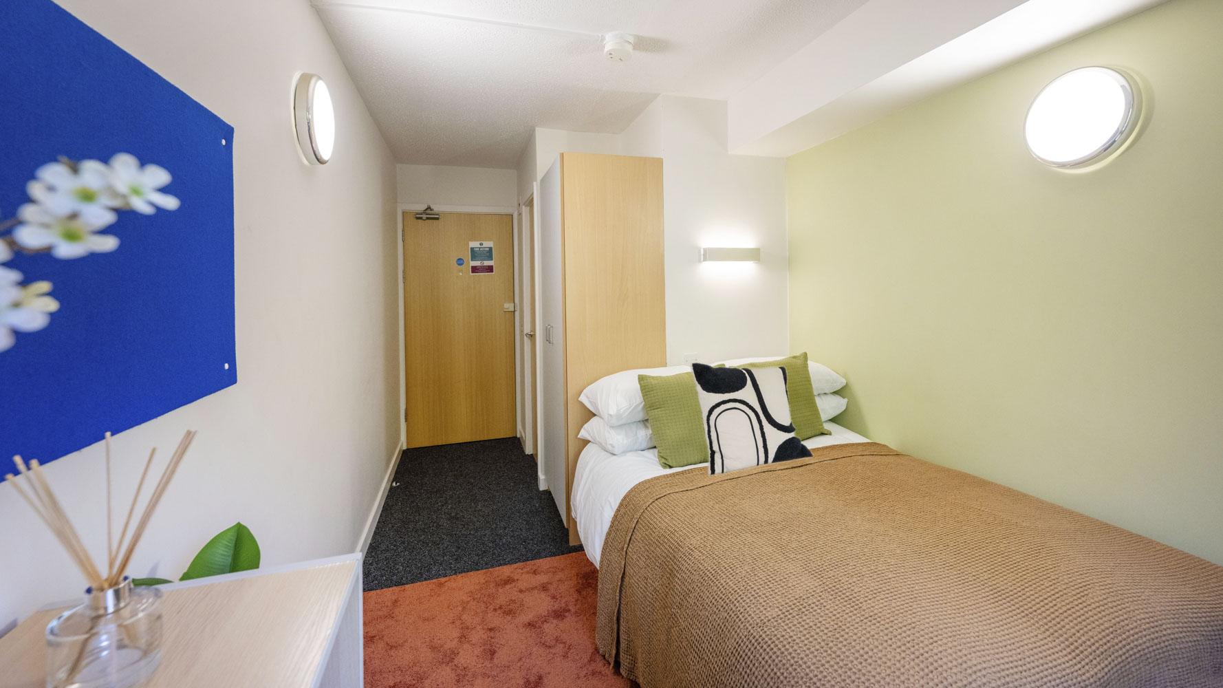 En-Suite - Leighton Hall - Gallery - 4
