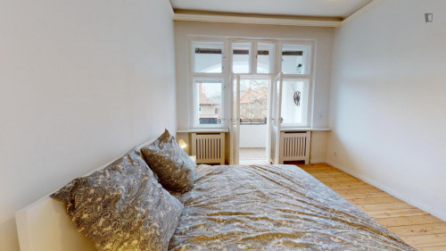 Modern 2-bedroom apartment in Tempelhof-Schöneberg
