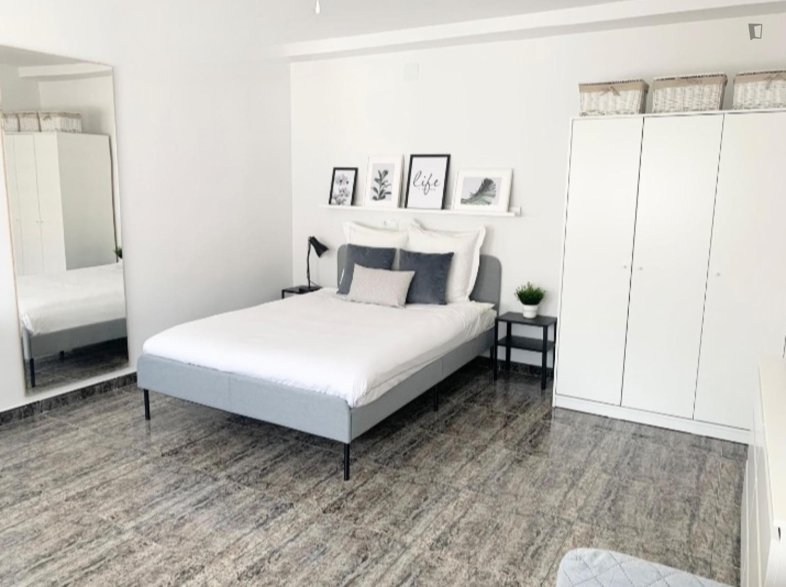 Charming Double Bedroom Near The Merced Campus Of Universidad De Murcia - 1