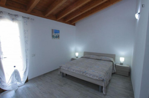 Comfy bedroom close to Giunone's Temple