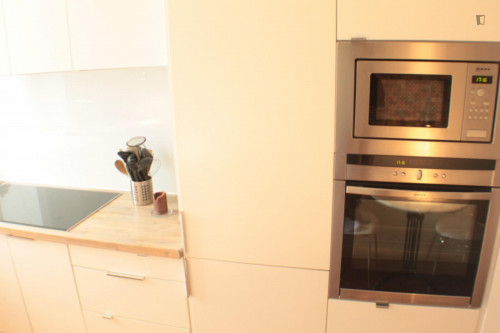 Great 1-bedroom apartment with balcony close to Mauerpark