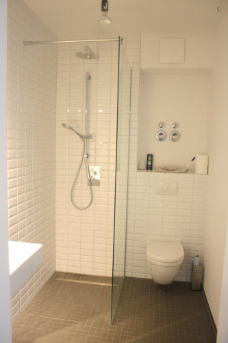 Very cool 3-bedroom apartment close to Moritzplatz metro station