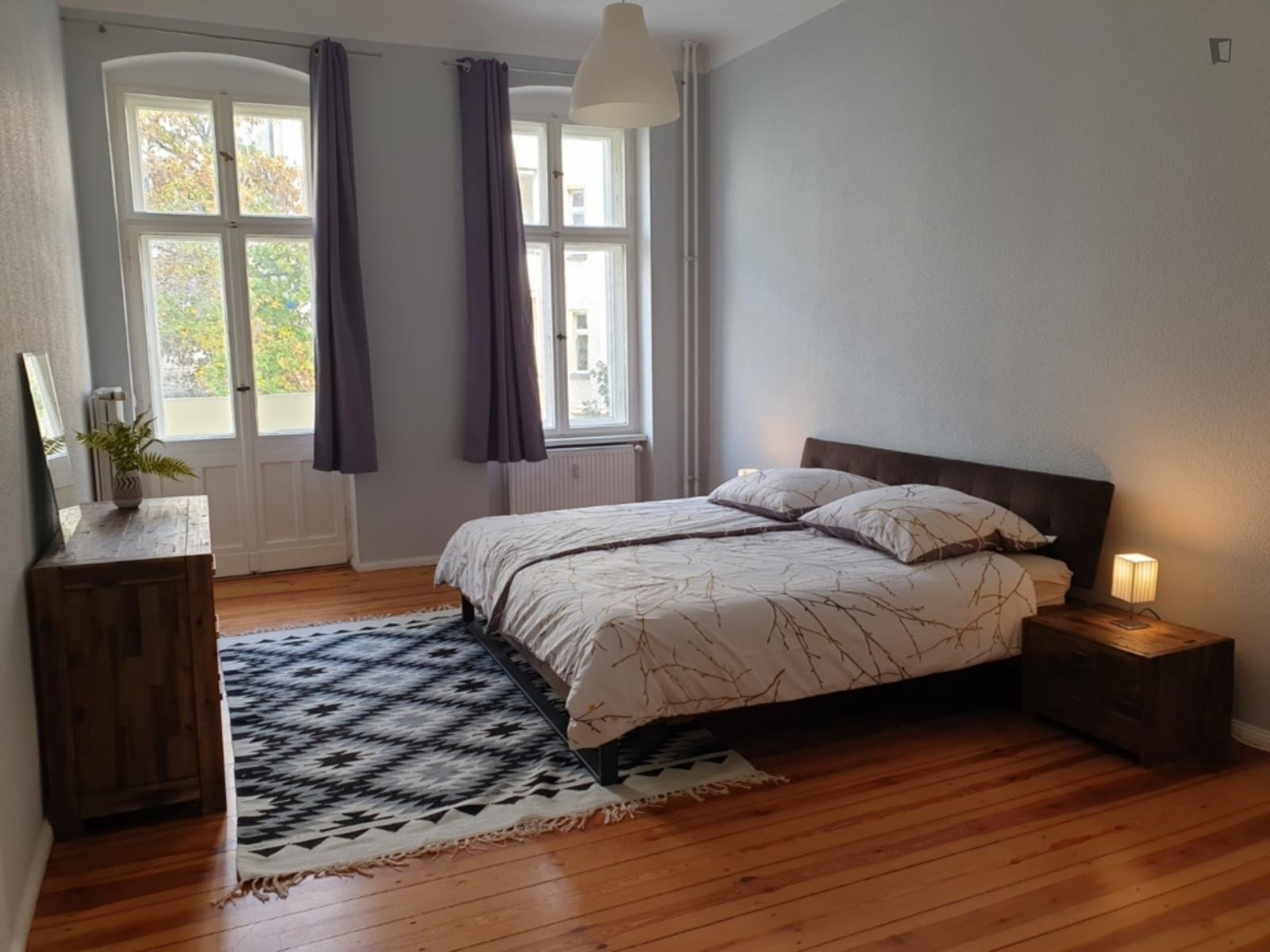 Spacious 3-Bedroom Apartment Near Volkspark Friedrichshain - Spacious 3-bedroom apartment near Volkspark Friedrichshain - Gallery - 1