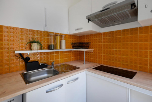 Modern and bright studio next to the Old Port of Marseille - Gallery - 6