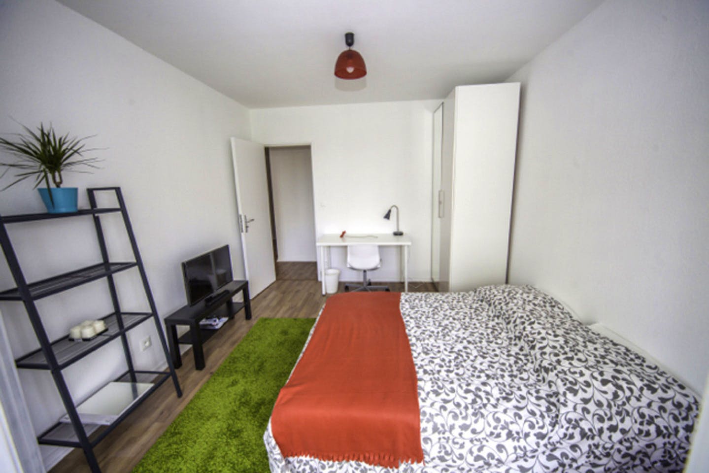  Spacious And Cosy Room - 15m² - ST15  -  Large apartment ideally located in the student district of Strasbourg  - Gallery -  10
