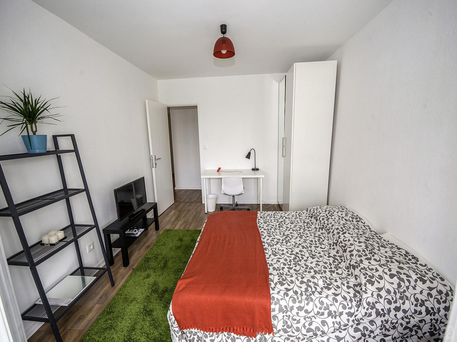  Spacious And Cosy Room - 15m² - ST15  -  Large apartment ideally located in the student district of Strasbourg  - Gallery -  3