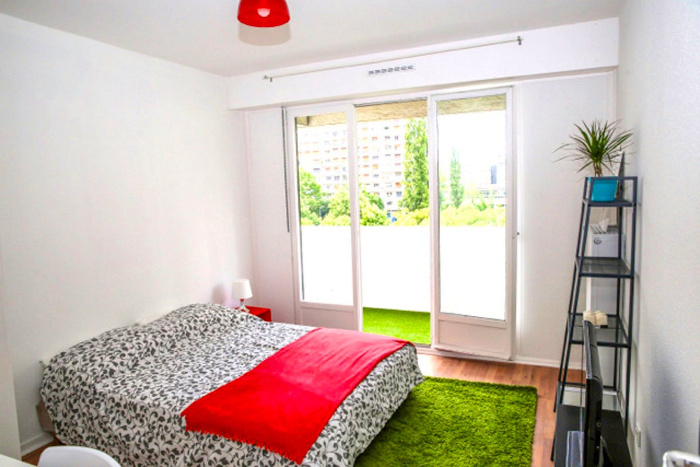  Spacious And Cosy Room - 15m² - ST15  -  Large apartment ideally located in the student district of Strasbourg  - Gallery -  11