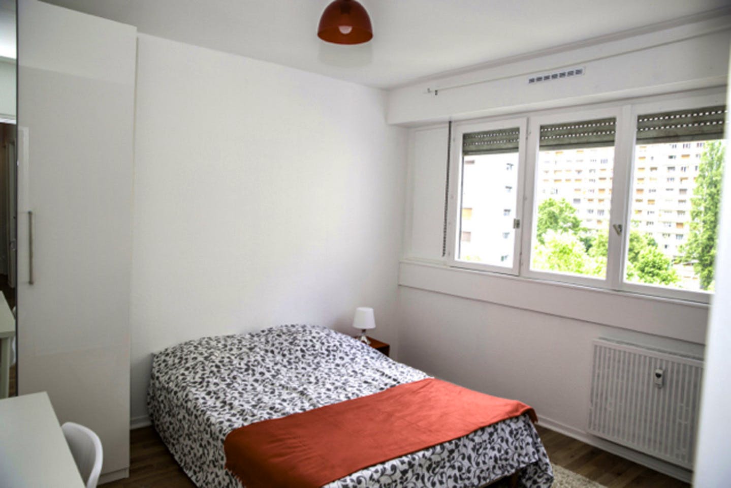  Cosy And Luminous Room - 12m² - ST16  -  Large apartment ideally located in the student district of Strasbourg  - Gallery -  5