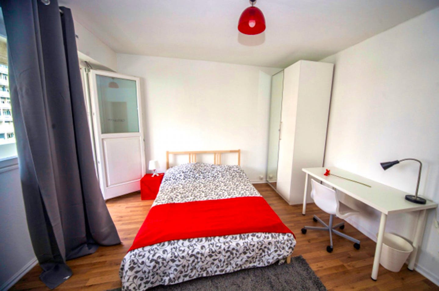  Spacious And Luminous Room - 15m² - ST14  -  Large apartment ideally located in the student district of Strasbourg  - Gallery -  18