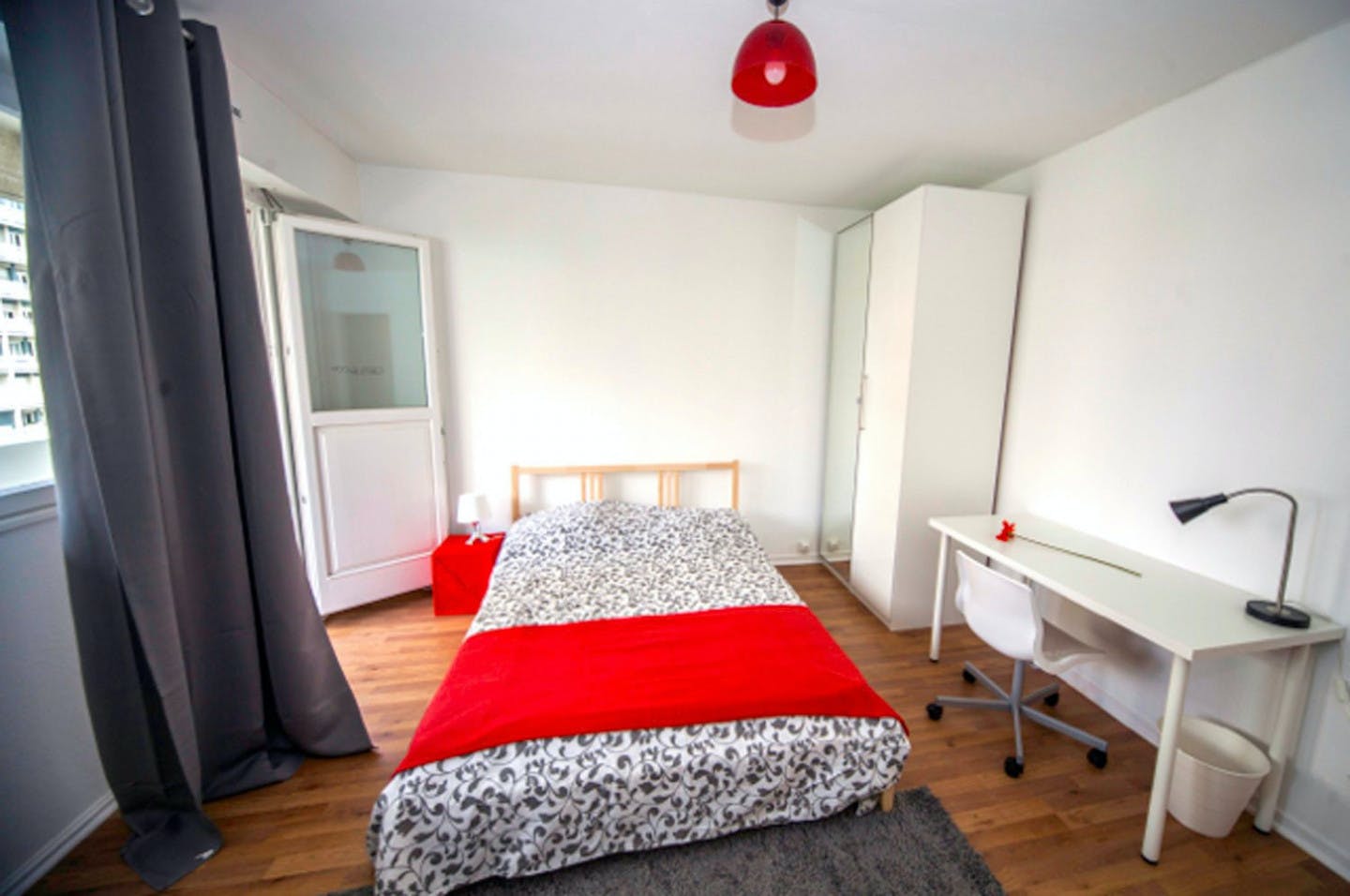  Spacious And Luminous Room - 15m² - ST14  -  Large apartment ideally located in the student district of Strasbourg  - Gallery -  24