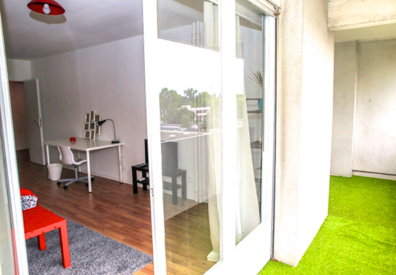  Spacious Luminous Bedroom - 24m² - ST13  -  Large apartment ideally located in the student district of Strasbourg  - Gallery -  18