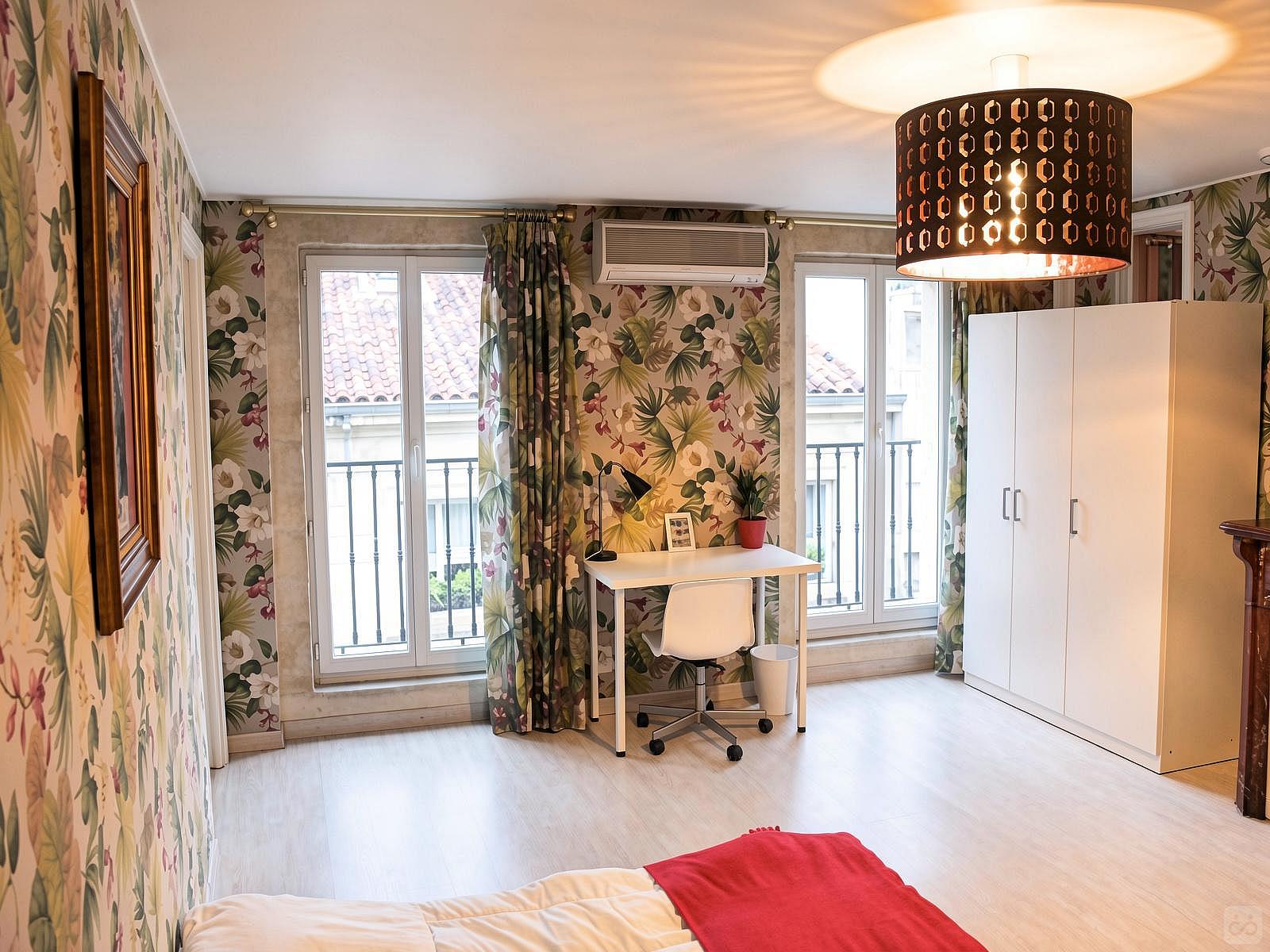 Large Cosy Room - 25m² - MA11 - 28
