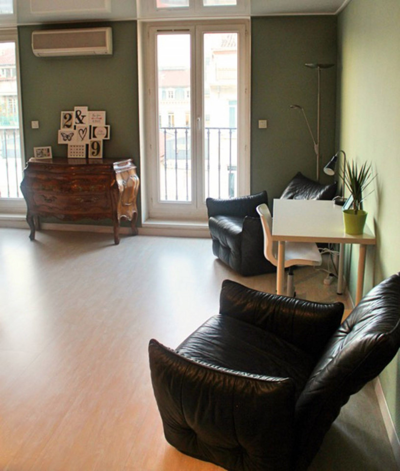 Very Spacious Room - 25m² - MA10 - 14