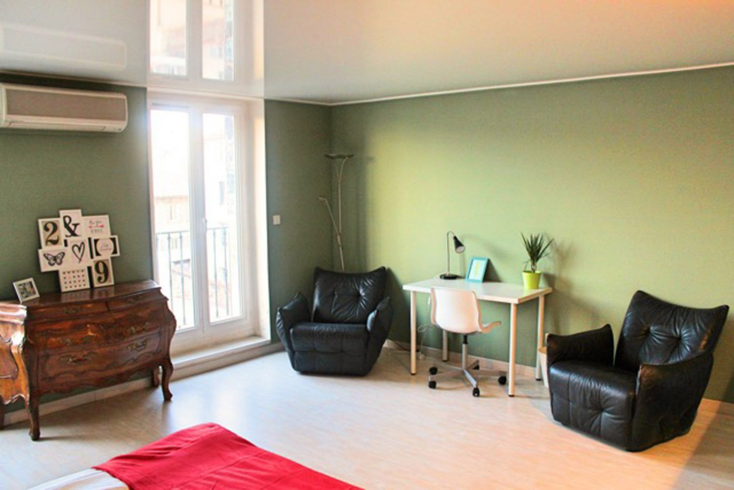 Very Spacious Room - 25m² - MA10 - 13