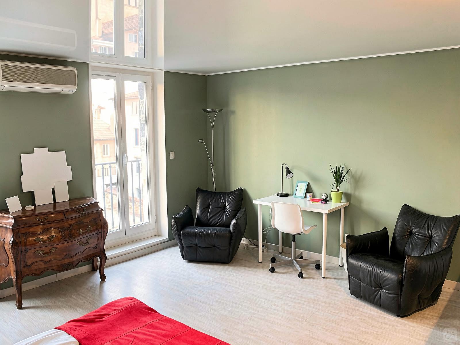 Very Spacious Room - 25m² - MA10 - 33