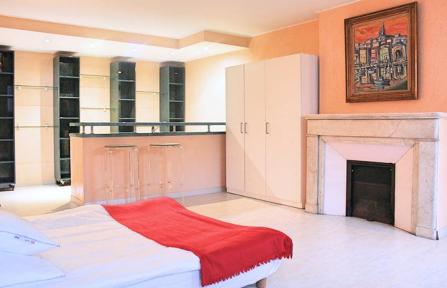 Large Bright Bedroom - 20m² - MA12 - 2